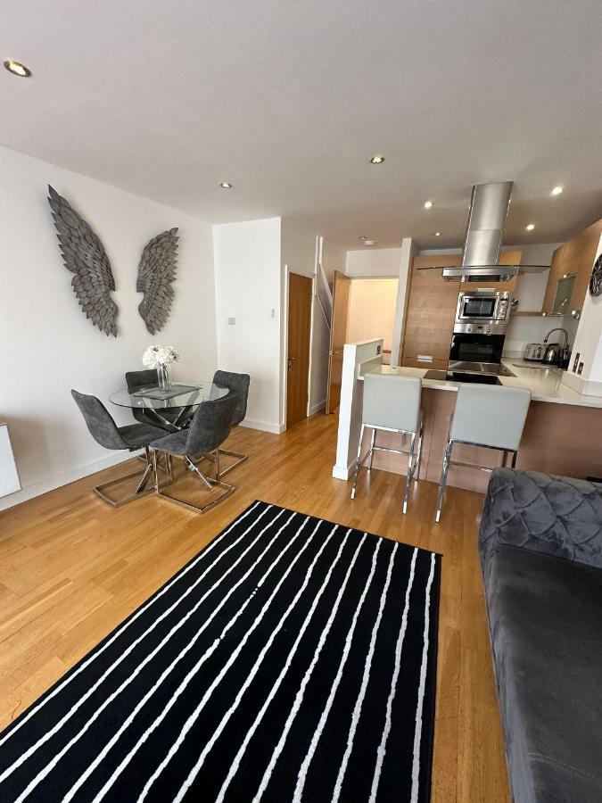Two Br Flat 5 Mins Walk From London Eye G96 Apartman Kültér fotó